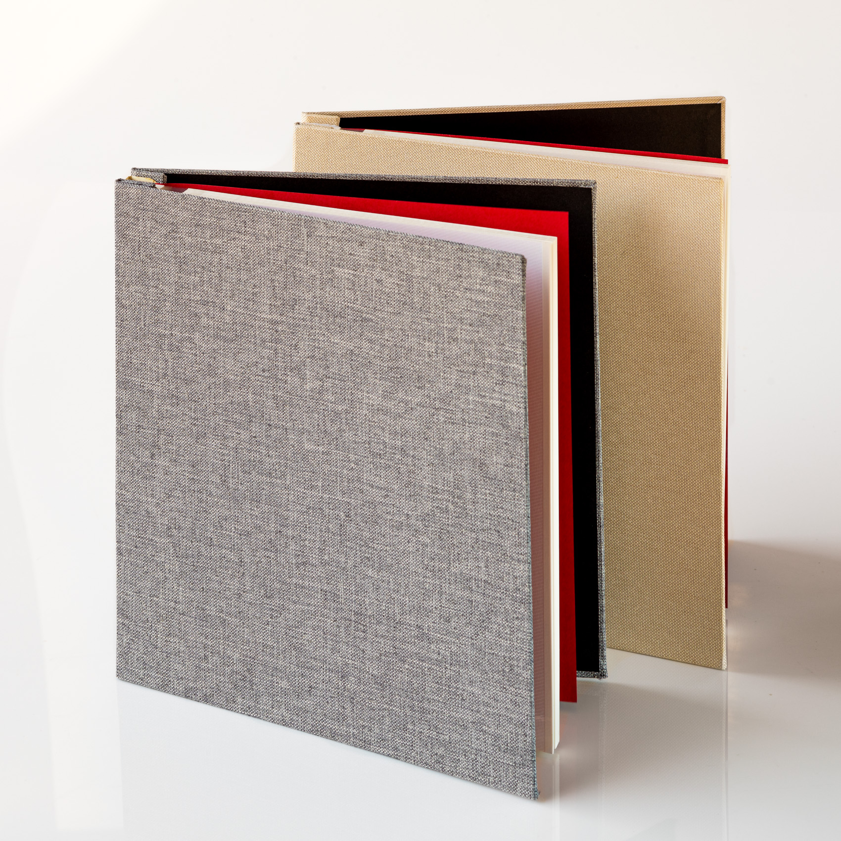 Adhesive photo album: Create lasting memories with our adhesive photo albums