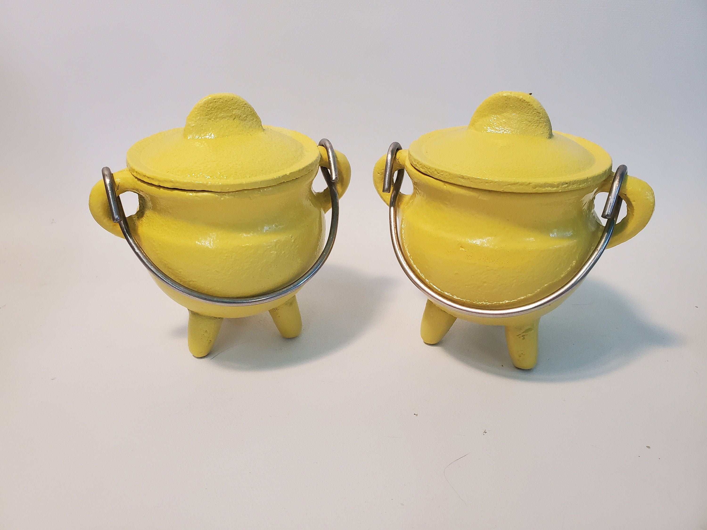 Cast Iron Cauldron, Sunshine Yellow