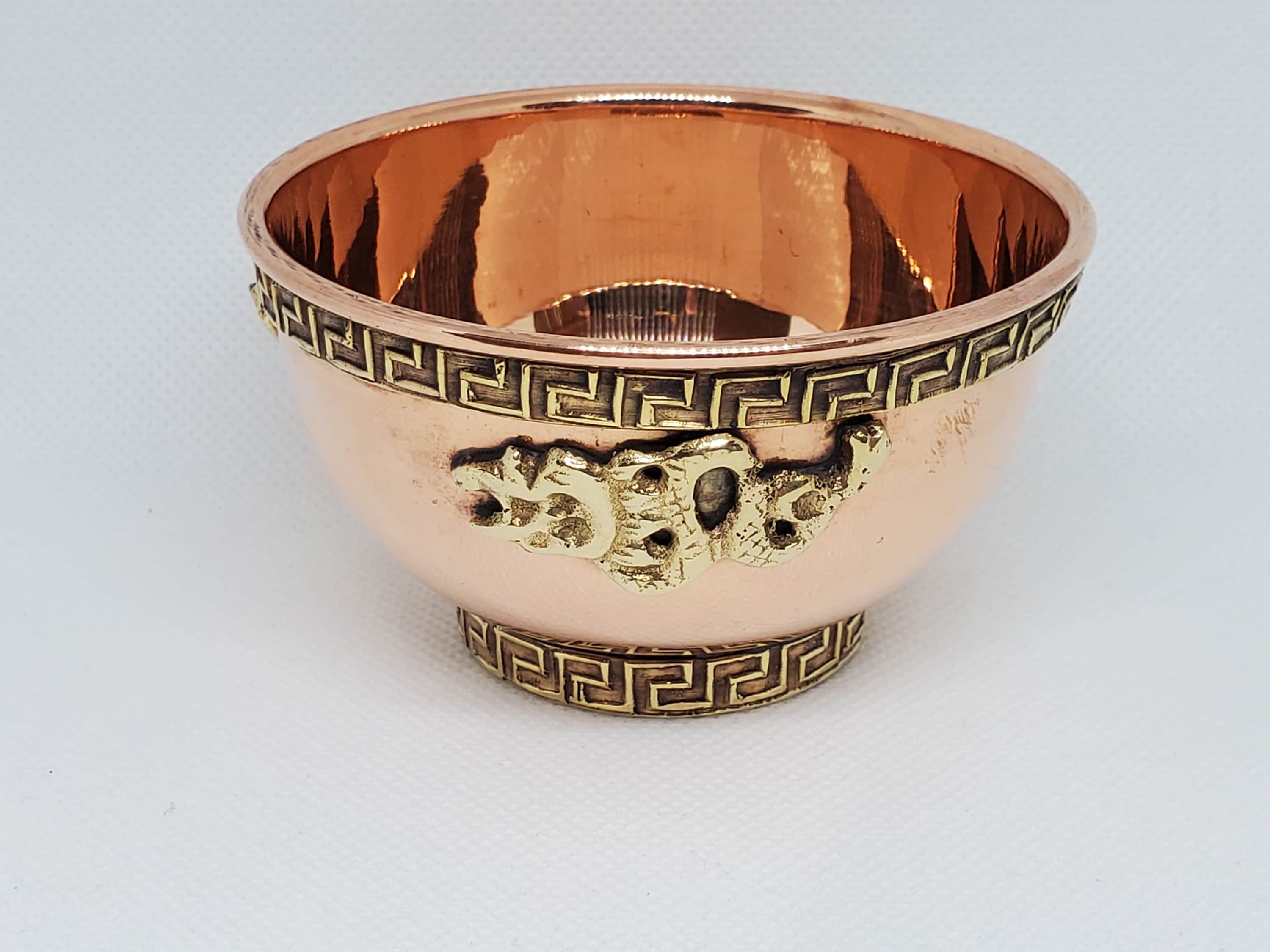 Copper Offering Bowl with Dragon Decoration